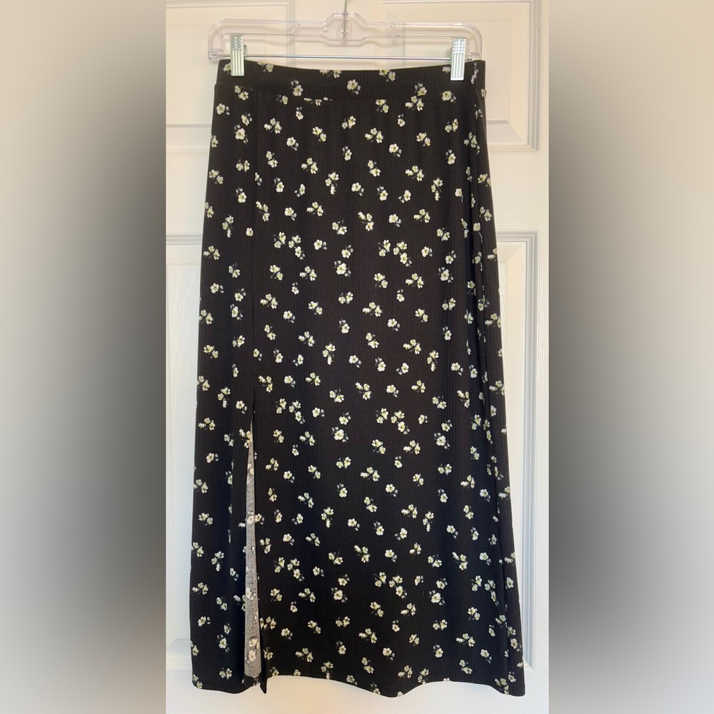 Good Luck Gem Floral Midi Skirt with Side Slit